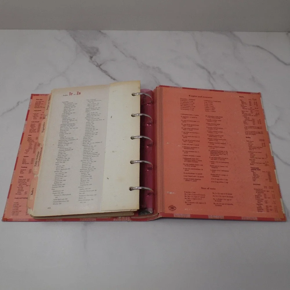 Vintage Better Homes and Gardens New Cook Book, Ring-bound Binder (1953)
